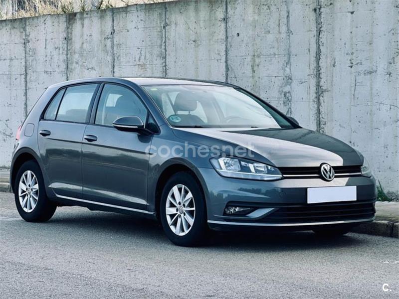 VOLKSWAGEN Golf Advance 1.6 TDI Variant