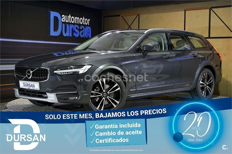 VOLVO V90 Cross Country 2.0 D4 AWD Pro Auto 5p.