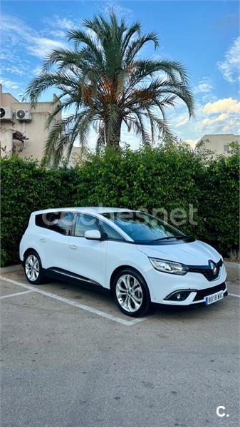 RENAULT Grand Scenic