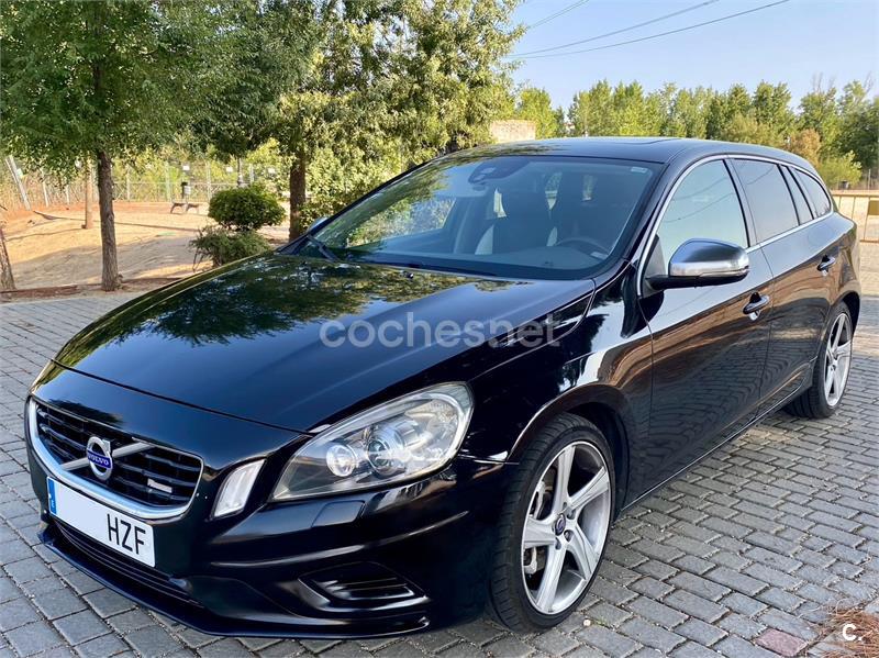 VOLVO V60 2.4 D5 RDesign Auto