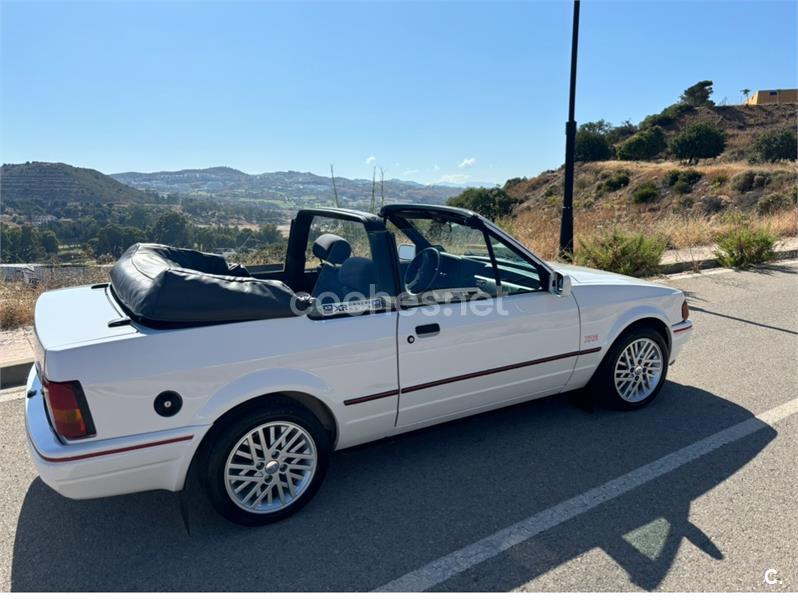 FORD Escort ESCORT CABRIO 1.6 XR3I