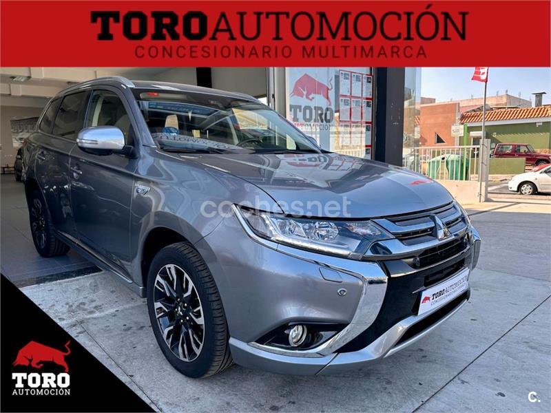 MITSUBISHI Outlander 2.0 PHEV Kaiteki Auto 4WD