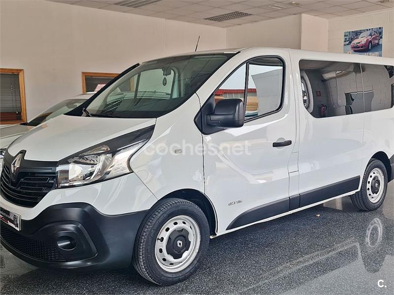 RENAULT Trafic Passenger Combi 9 Largo dCi 115 4p.