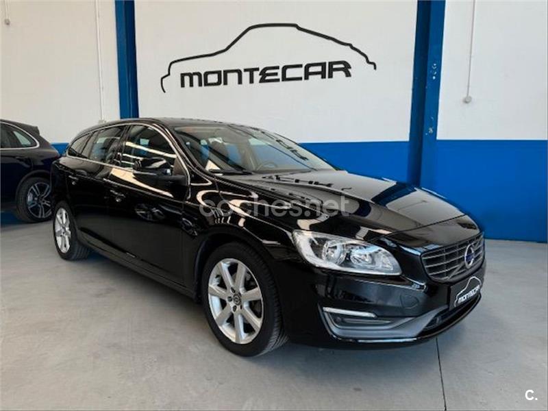 VOLVO V60 2.0 T4 Momentum