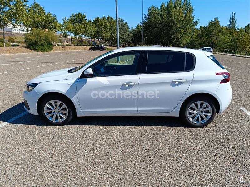 PEUGEOT 308 5p Style 1.6 BlueHDi 73KW 100CV 5p.