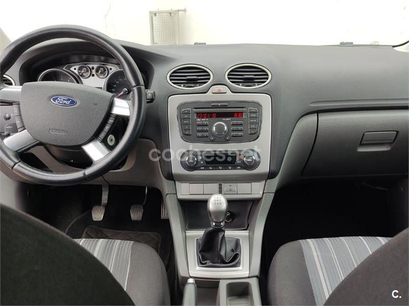 FORD Focus 1.6 TREND