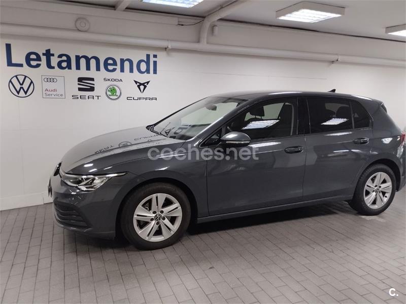 VOLKSWAGEN Golf Life 1.0 TSI