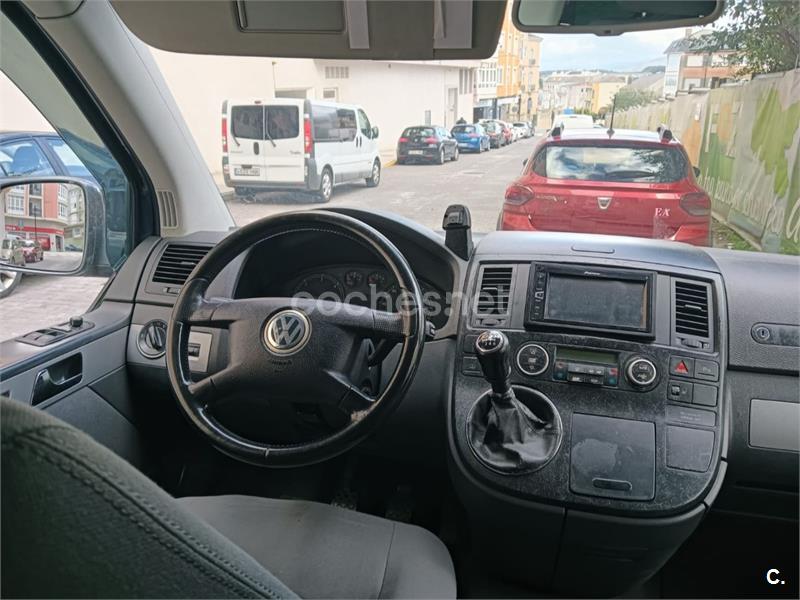 VOLKSWAGEN Multivan 2.5TDI 174CV HIGHLINE 5p.