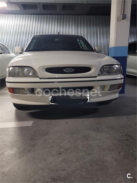 FORD Escort ESCORT 1.8I 16V XR3