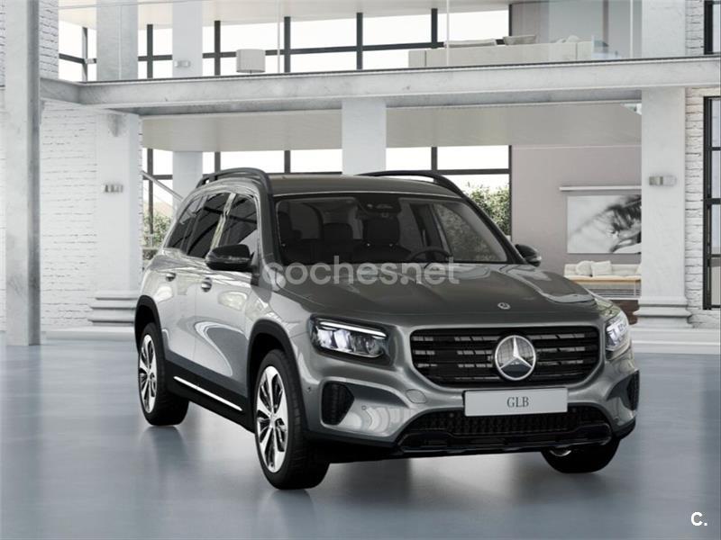 MERCEDES-BENZ GLB GLB 220 d 4MATIC 5p.