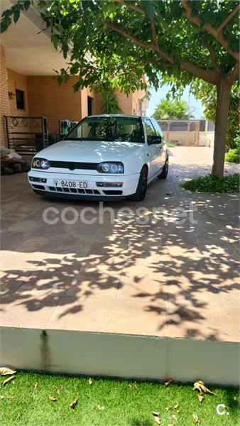 VOLKSWAGEN Golf GOLF 1.8 CL