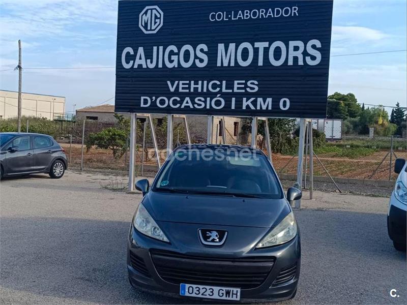 PEUGEOT 207 Confort 1.4 75