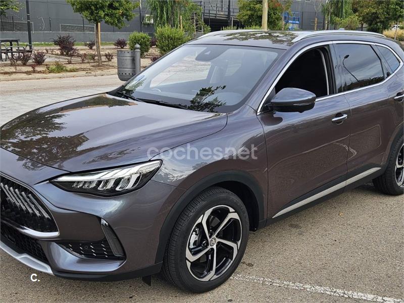 MG eHS 1.5TGDI PHEV Luxury