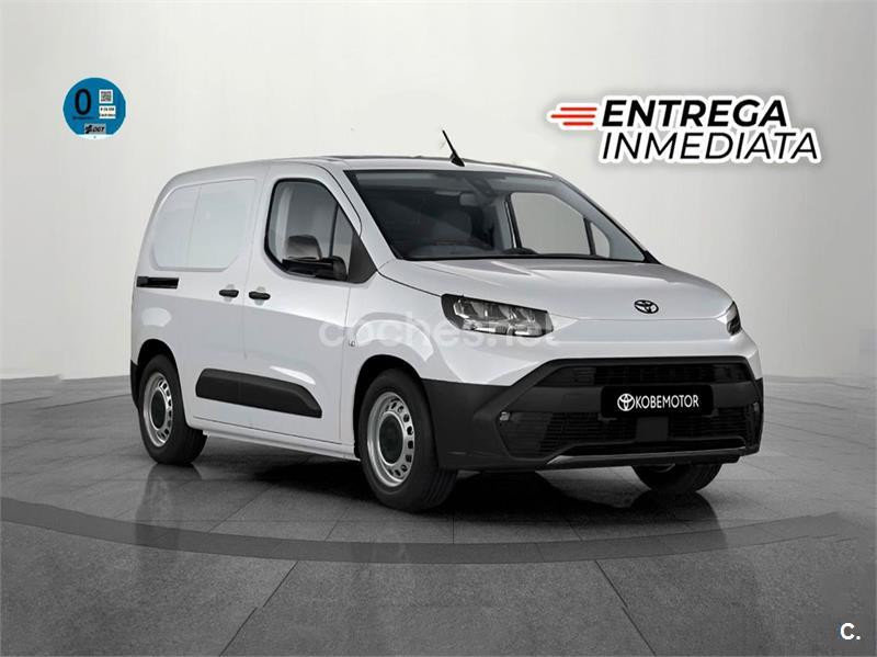 TOYOTA Proace City Verso Family EV 50kWh 136CV Active L1 5p.