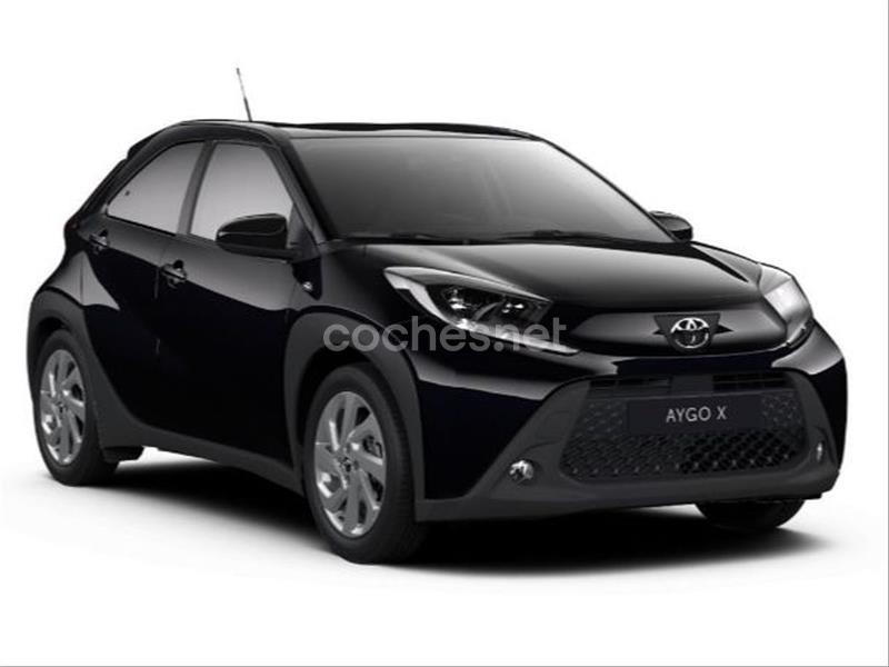 TOYOTA Aygo X Cross 1.0 VVTI Play