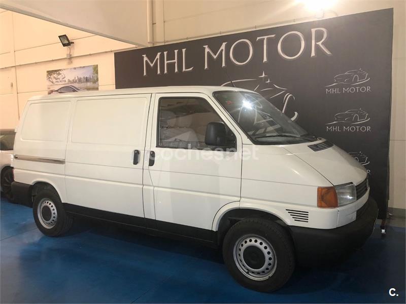 VOLKSWAGEN Transporter 2.5TDI LWB AMP