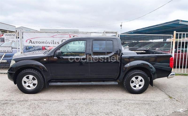 NISSAN Navara