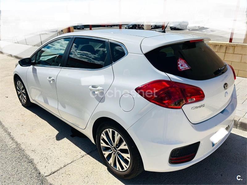 KIA ceed 1.4 CRDi WGT Tech