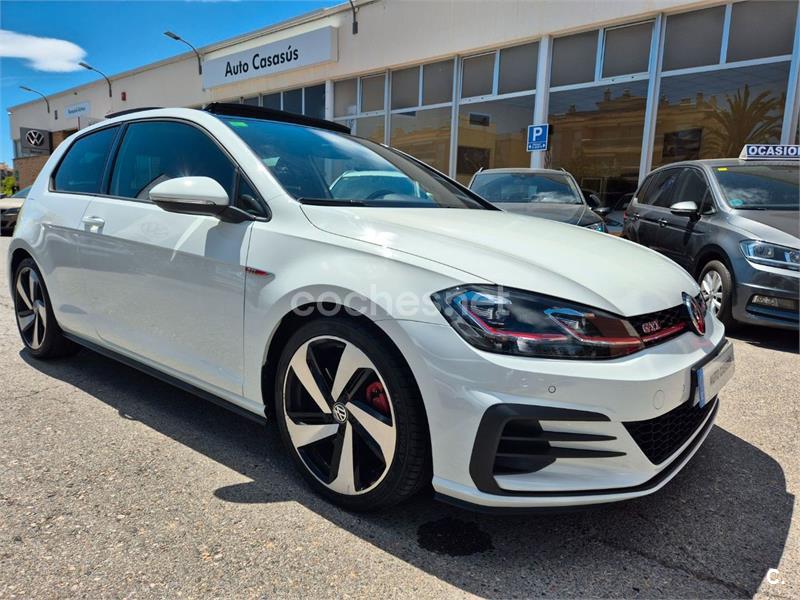 VOLKSWAGEN Golf GTI Performance 2.0 TSI