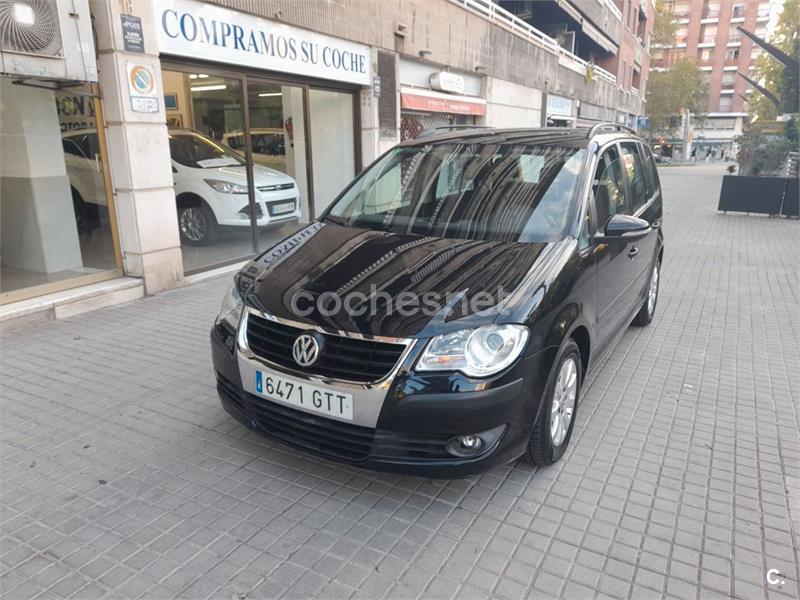 VOLKSWAGEN Touran 1.9 TDI Advance