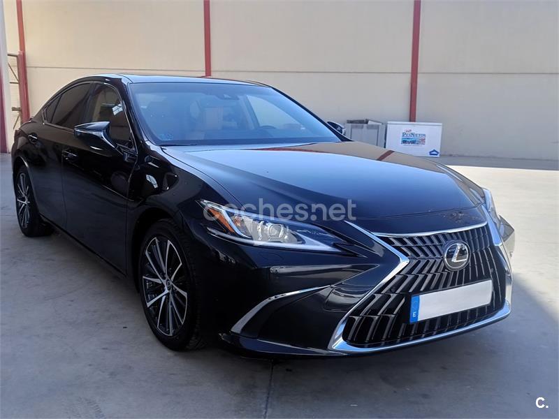 LEXUS ES 2.5 300h Premium