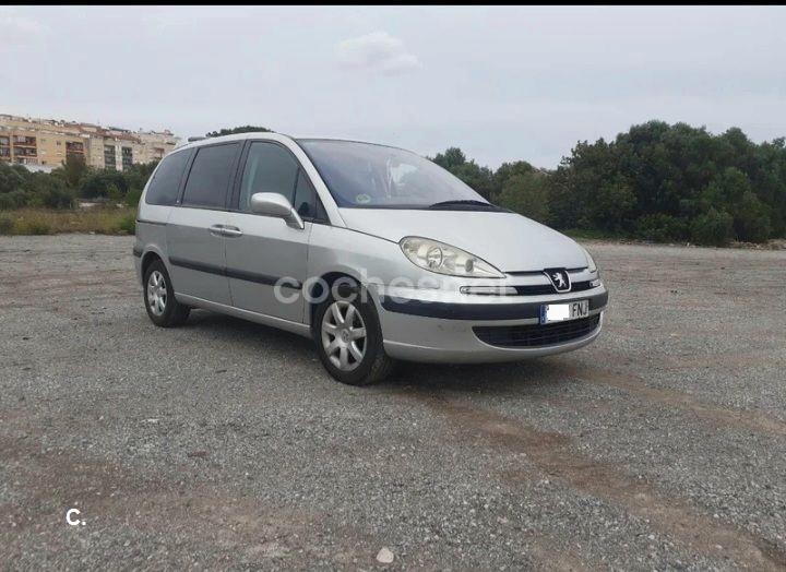 PEUGEOT 807