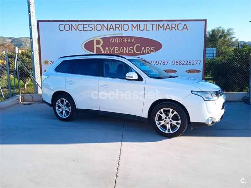 MITSUBISHI Outlander 220 DID Motion Auto 4WD