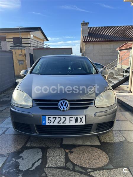 VOLKSWAGEN Golf 1.9 TDi Highline