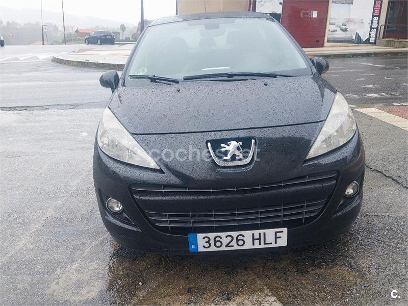 PEUGEOT 207