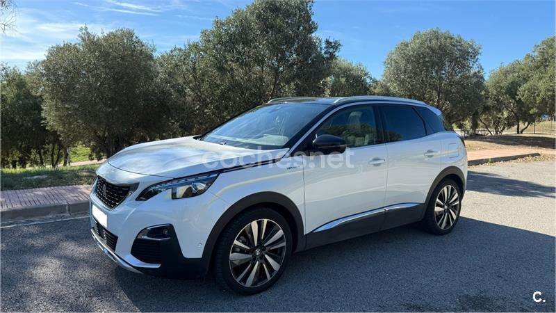 PEUGEOT 3008 Hybrid 300 eEAT8 GT