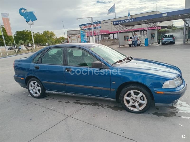 VOLVO S40 S40 1.8 4p.