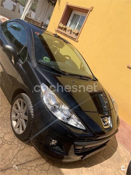 PEUGEOT 207 CC Roland Garros 1.6 HDI 112 FAP 2p.