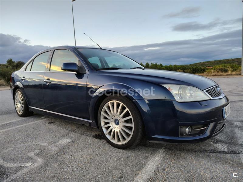 FORD Mondeo 2.2 TDCi Titanium X 4p.