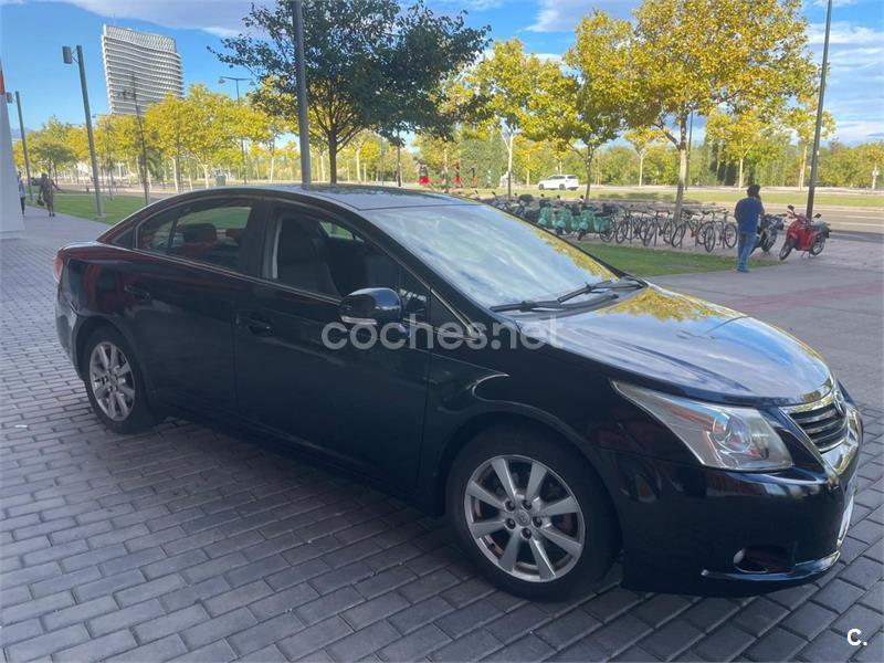 TOYOTA Avensis 2.2 D4D Executive