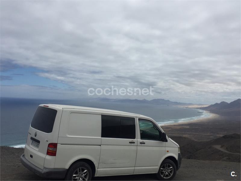 VOLKSWAGEN Transporter 1.9TDI 104CV CORTA 2.8T 4p.