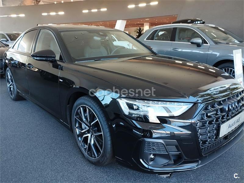 AUDI A8 60 TFSIe quattro tiptronic 4p.