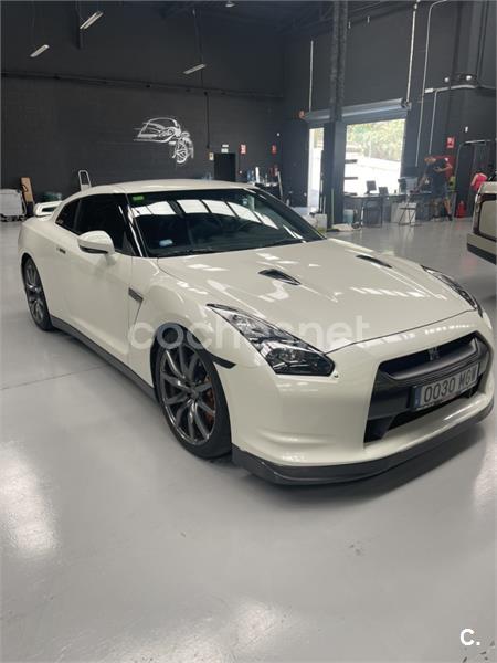 NISSAN GTR 3.8 V6 Standard Edition