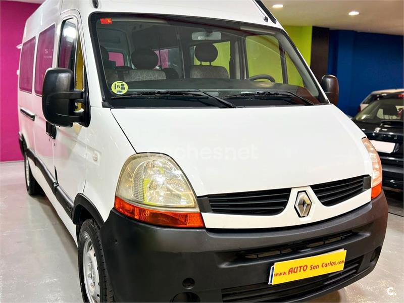 RENAULT Master 120.35 L2 H2 9 plazas