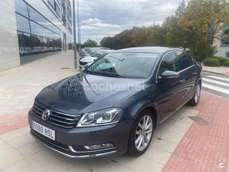 VOLKSWAGEN Passat 2.0 TSI DSG RLine