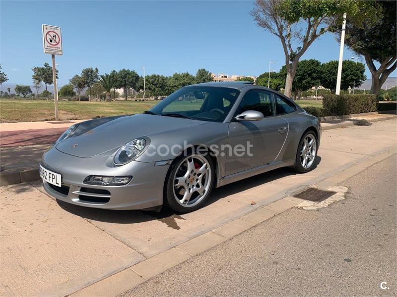 PORSCHE Carrera GT