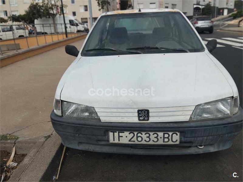 PEUGEOT 106