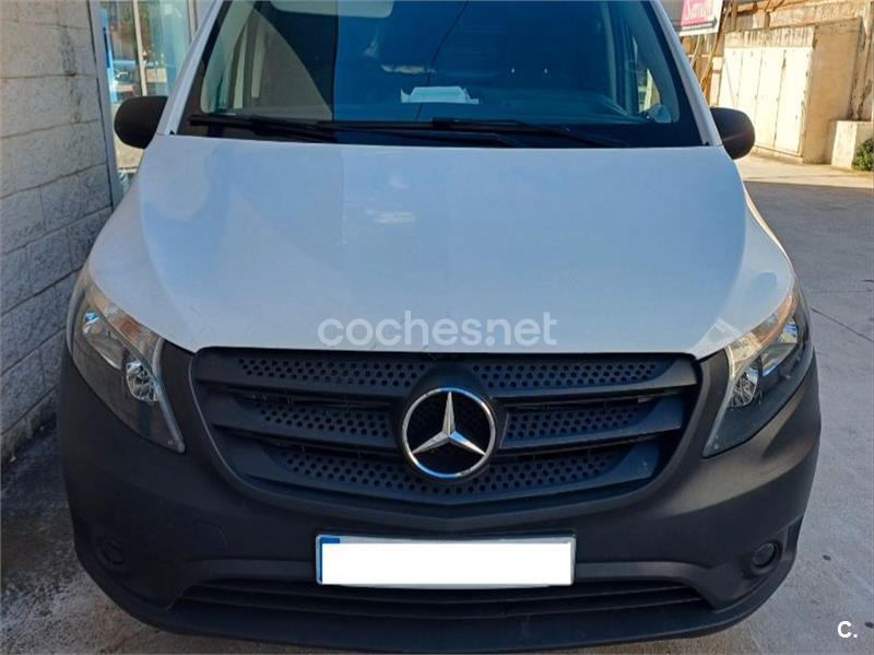 MERCEDES-BENZ Vito 111 CDI Compacta 4p.