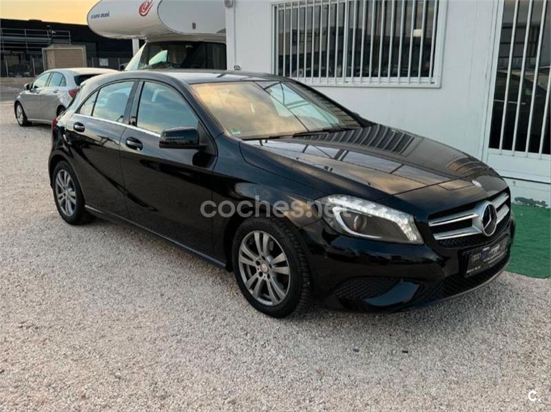 MERCEDES-BENZ Clase A A 220 d 4MATIC AMG Line 5p.