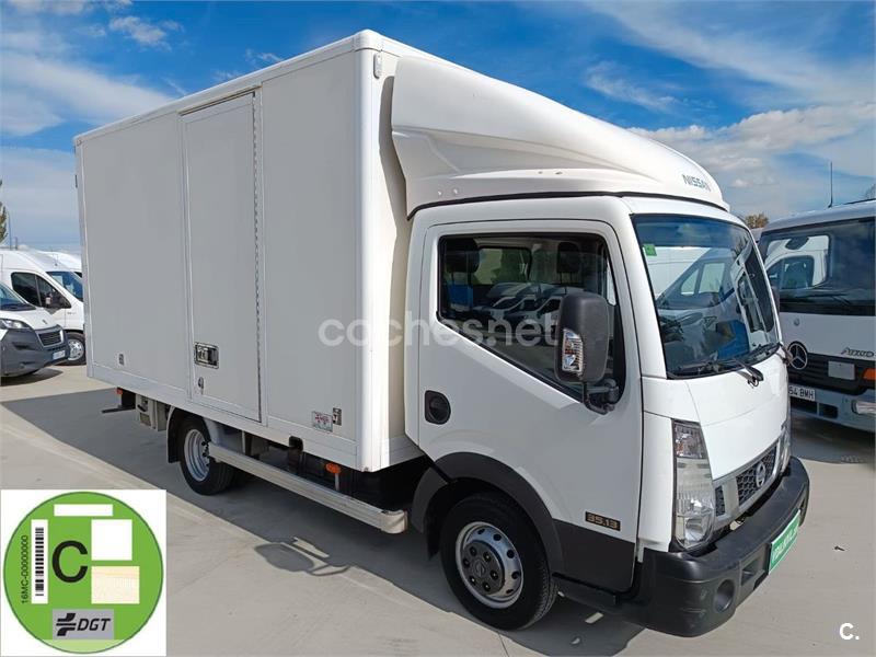 NISSAN NT400 35.133 Comfort R Cabina Abatible Larga