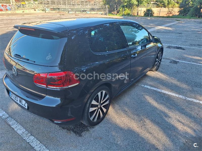 VOLKSWAGEN Golf 2.0 TDI GTD