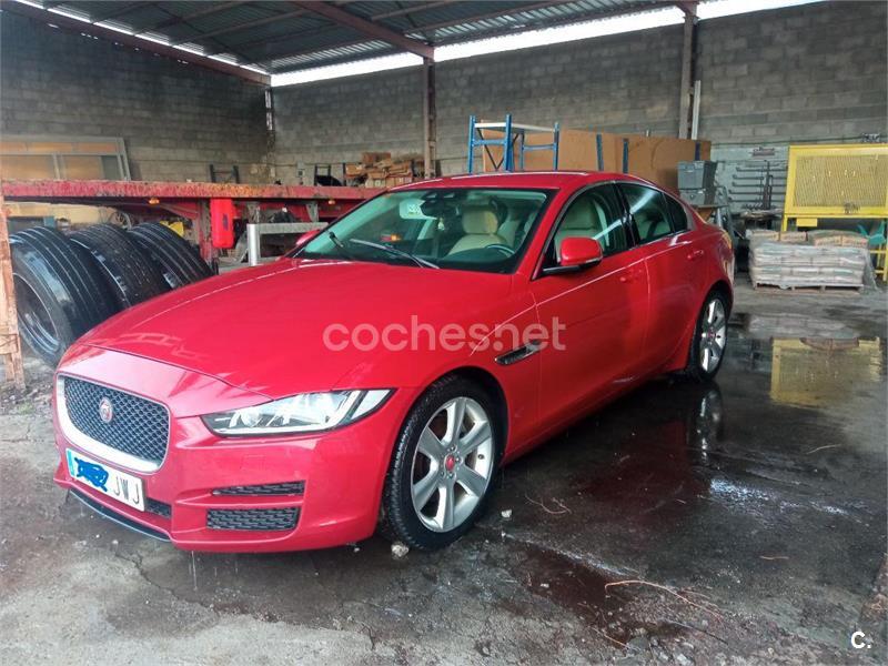 JAGUAR XE