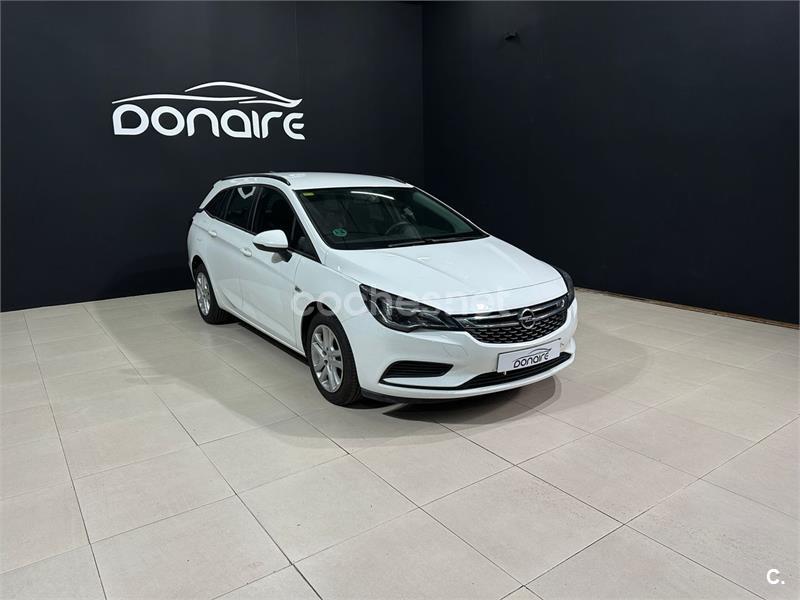 OPEL Astra 1.6 CDTi Selective ST