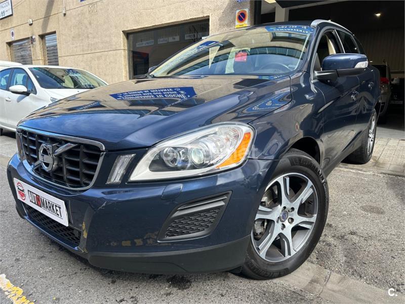 VOLVO XC60 2.0 D4 Momentum