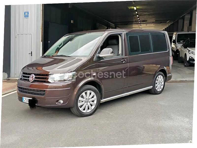 VOLKSWAGEN Caravelle Corto 2.0 BiTDI 180cv Trendline 4p.