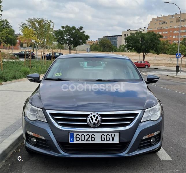 VOLKSWAGEN Passat CC 2.0 TDI DPF DSG